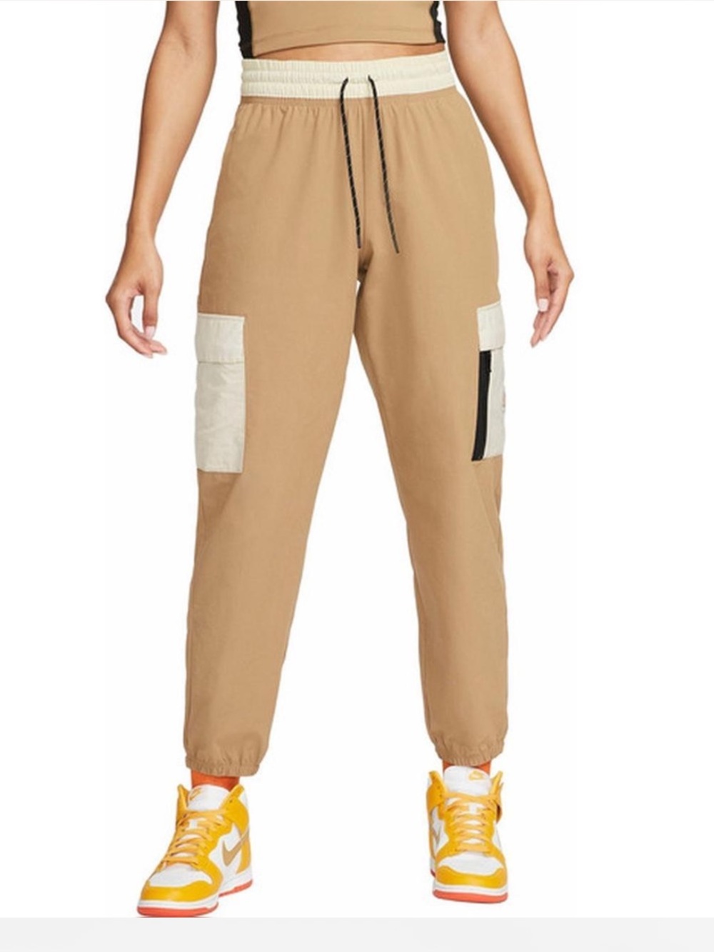 Nike Dri-fit Windbreaker Cargo Joggers
Brown DX2322-258 Women's Size xs